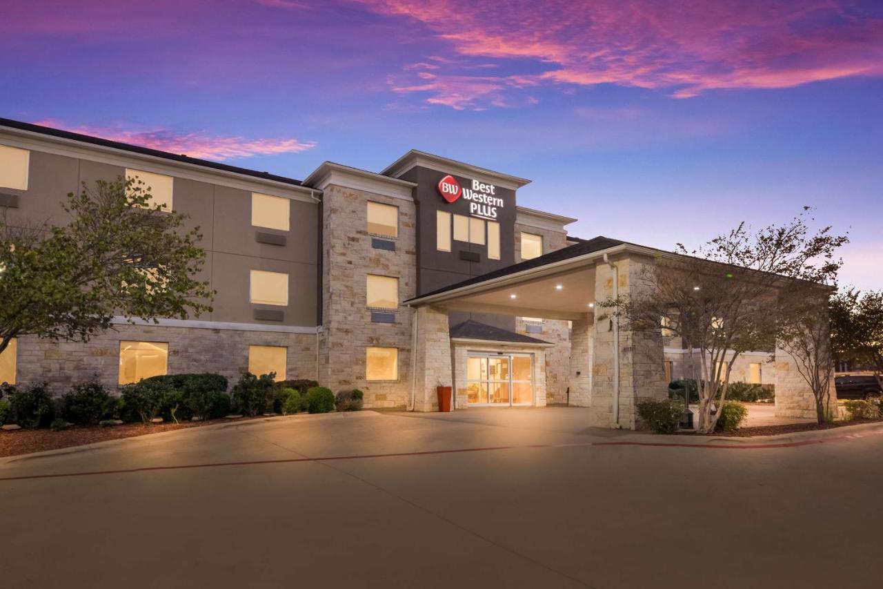 Hotel Western - Cavazos &