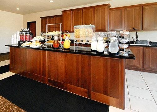 Hotel Western - Cavazos &