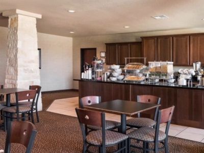 Western - Cavazos & Hotel 3*